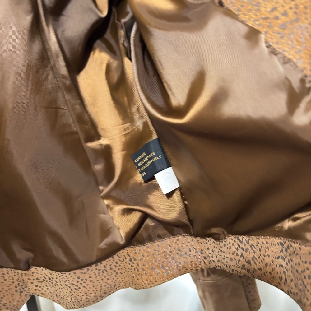 Authentic Adler Leather Jacket short waisted w/animal print & padded shoulders - Picture 13 of 16